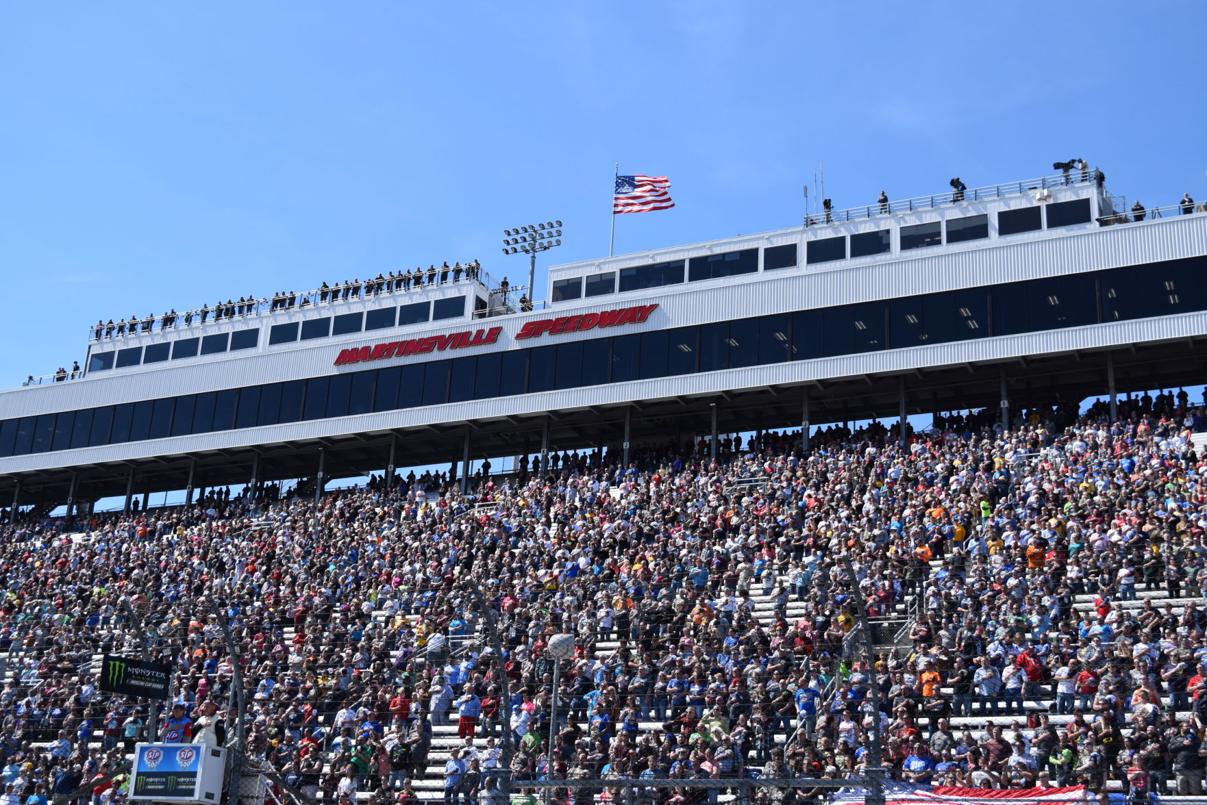 STP 500 crowd